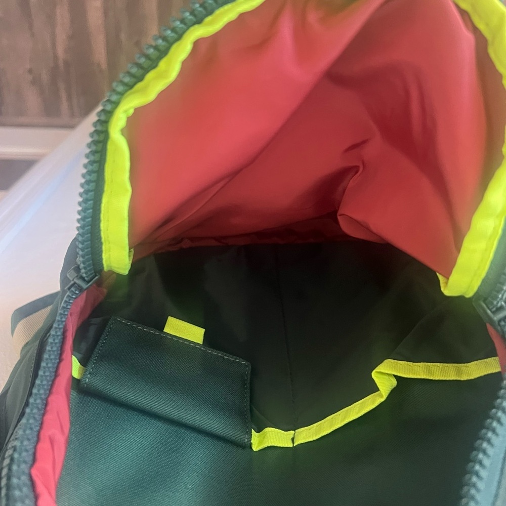 Doris&Jacky Green Backpack - Picture 7 of 13